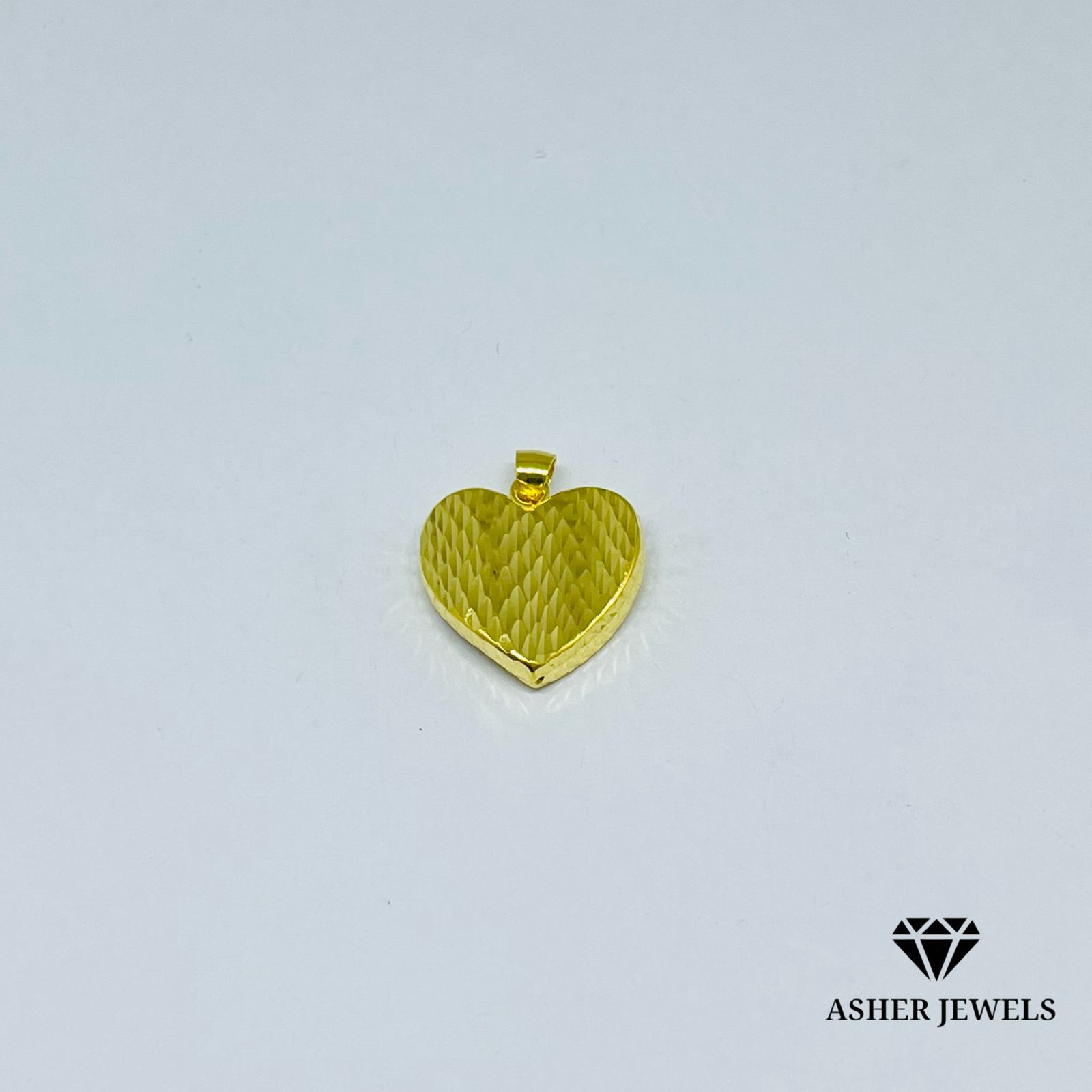 Diacut Heart Pendant 